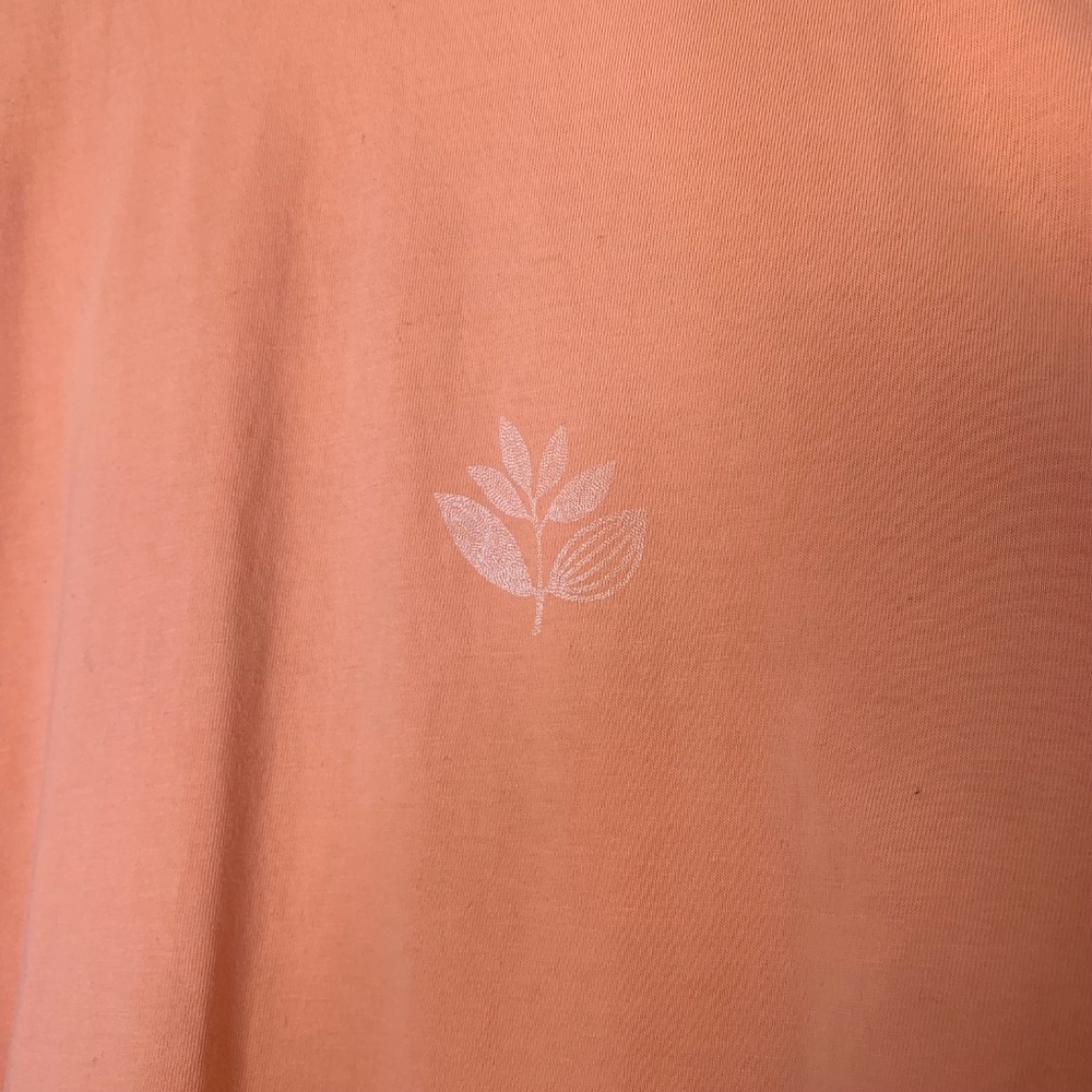 Magenta Skateboards Coral T-Shirt – Women’s XL - Picture 4 of 10